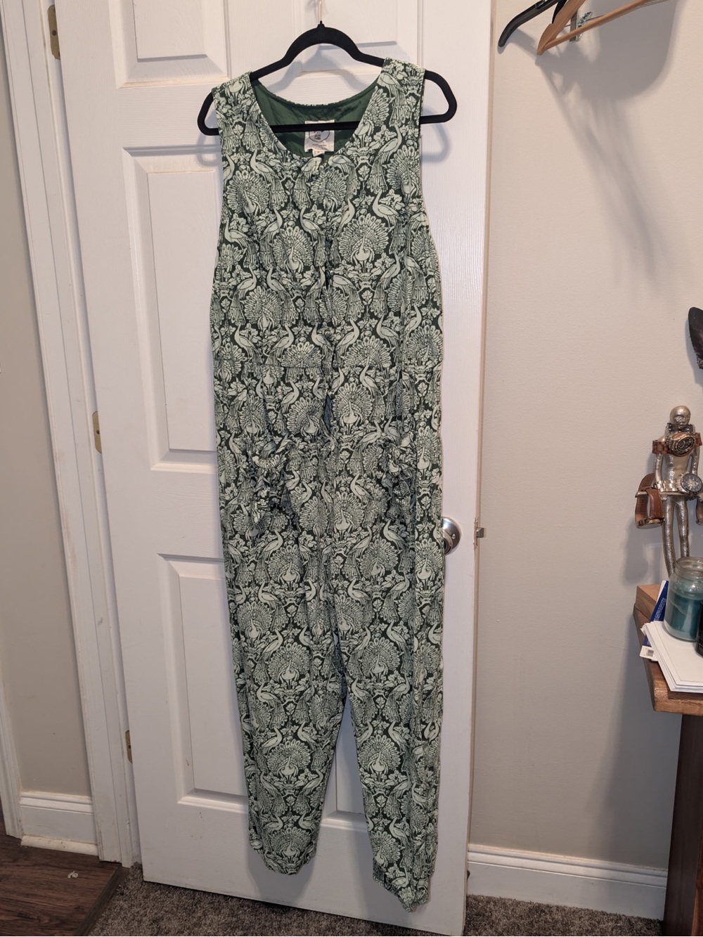 Hunter Green Peacock Bird Print Sleeveless Jumpsuit